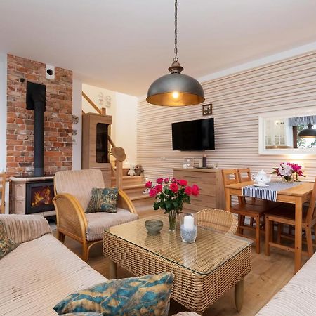 Veranda domy i apartament Pobierowo Exteriör bild