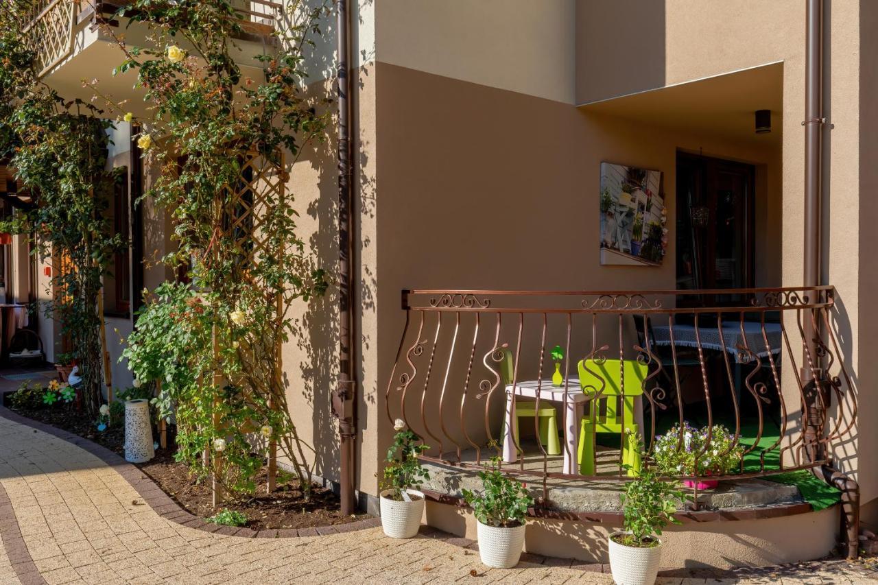 Veranda domy i apartament Pobierowo Exteriör bild
